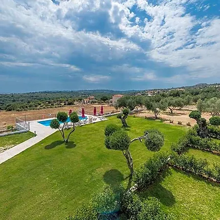 Elaias Gi Aparthotel Valsamata